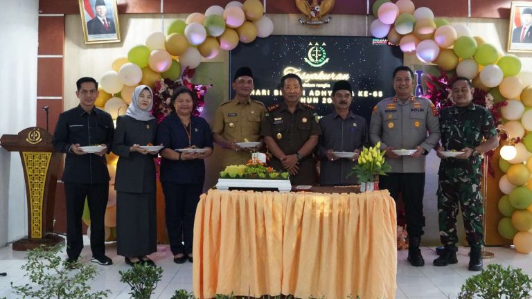 Kejari Sarolangun Gelar Syukuran Peringati HBA ke-65