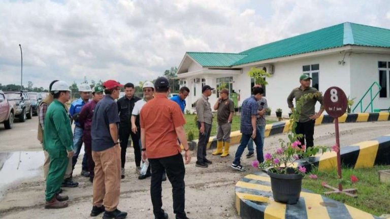 Komisi II DPRD Sarolangun Sidak PKS PT SLUM