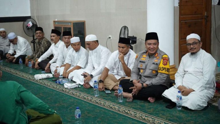 Ketua DPRD Sarolangun Safari Ramadhan ke Kecamatan Pelawan